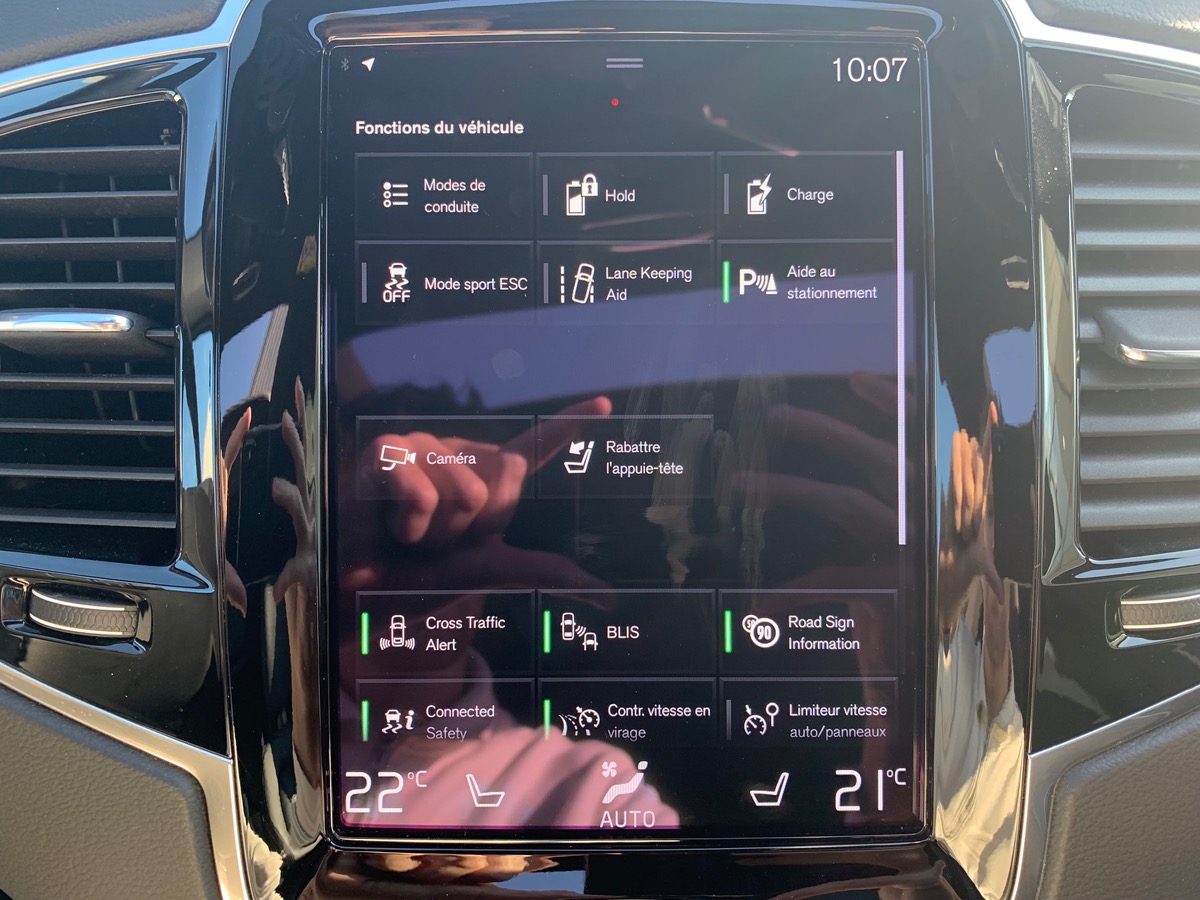 Volvo XC90 388 | R-DESIGN | Pack Prestige | Attelage | Toit ouvrant Panoramique | Caméra de recul