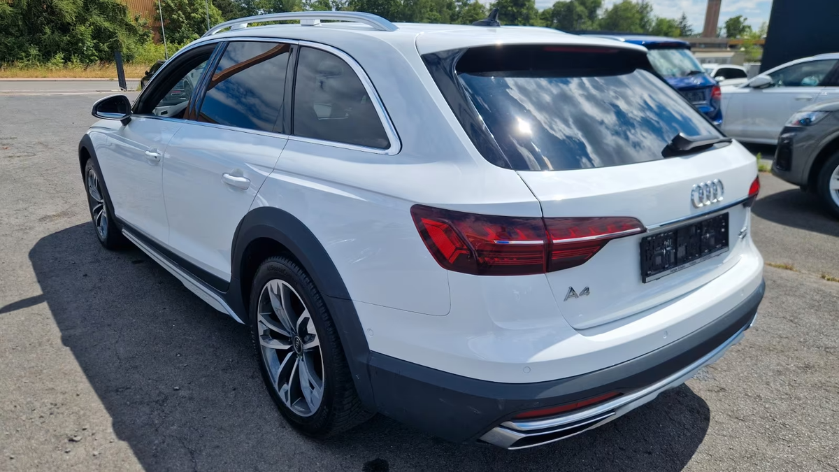 Audi A4 Allroad 40 TDI 204ch Avus quattro S tronic 7/Attelage/Cuir/Caméra360