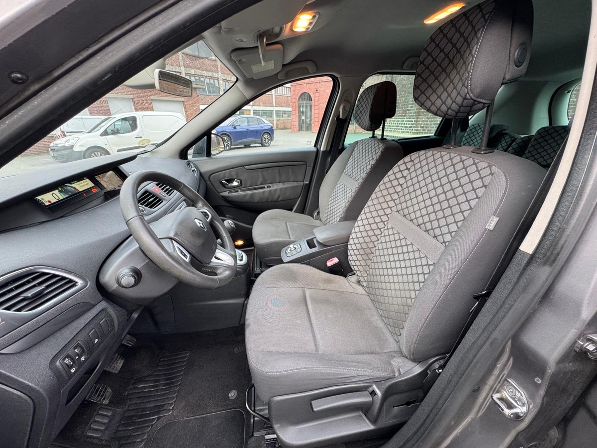 RENAULT Scenic III 1.5 dCi 110 15th - GPS - Distribution neuve - Garantie