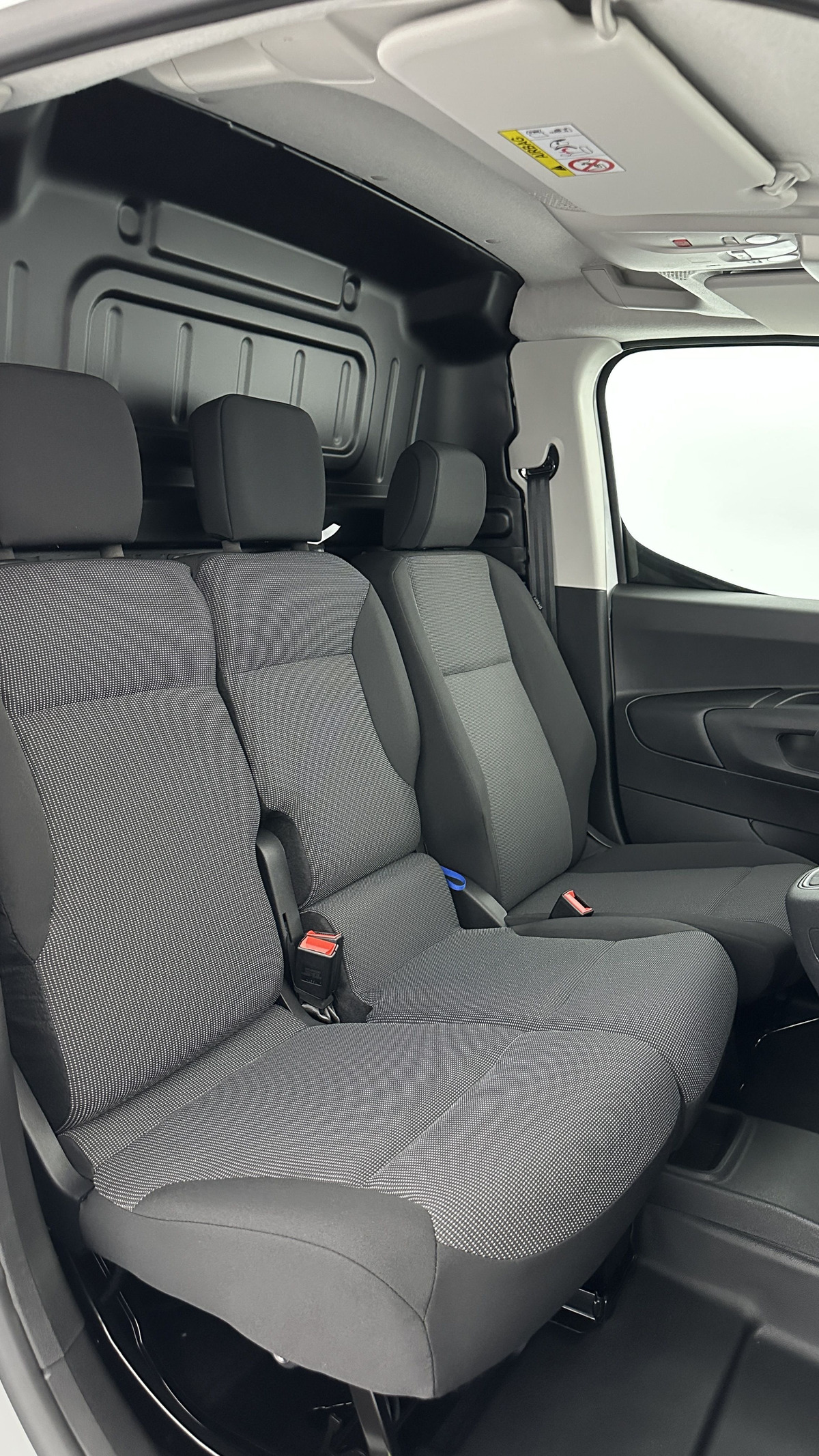 Citroën E-BERLINGO VAN M 1.5 BlueHDi 100 ch | Pack Safety | Climatisation | 18400 euros hors taxes