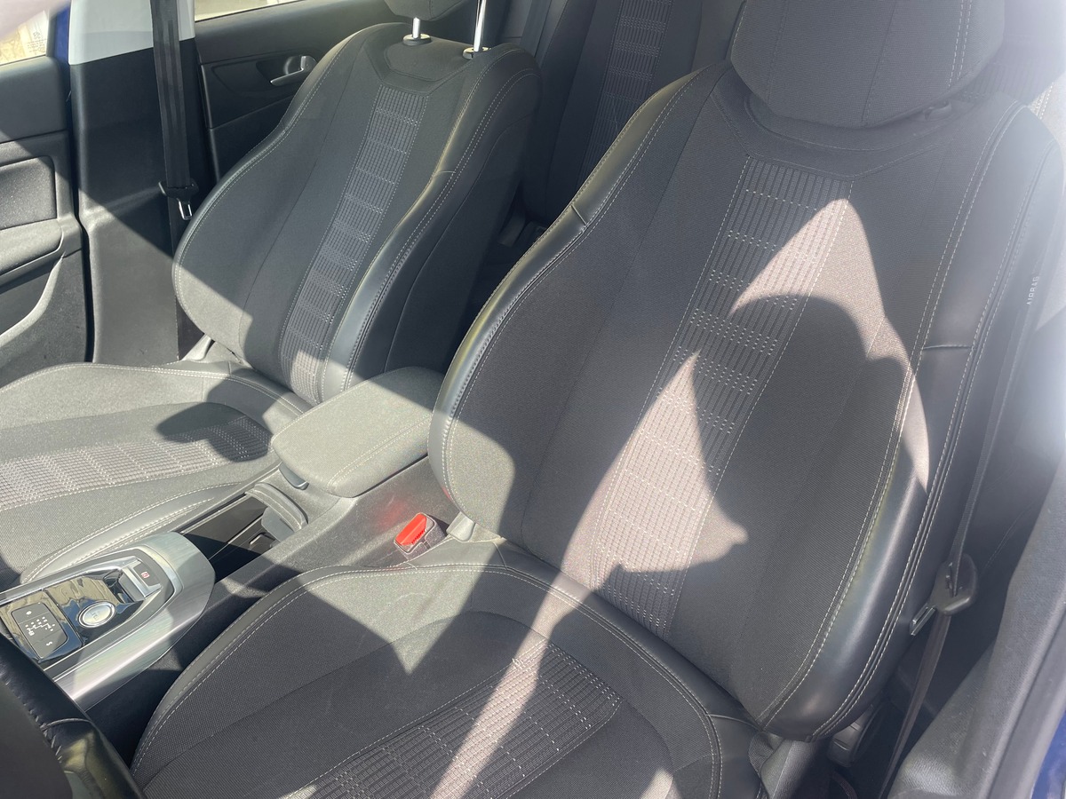 Peugeot 308 1.6 BlueHDi 120 cv RIEN A PREVOIR - CARPLAY - CAMERA DE RECUL - CLIMATISATION AUTO