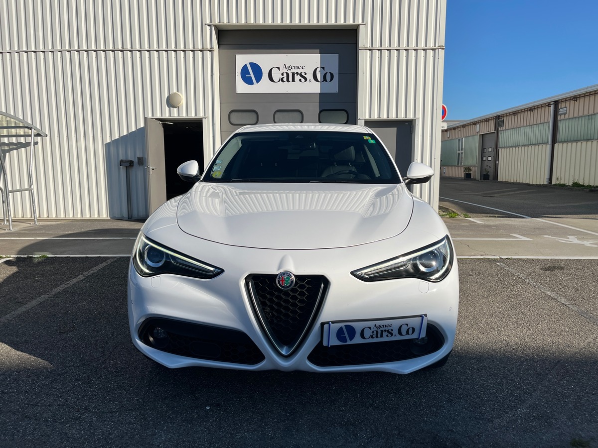 Alfa Romeo Stelvio 2.2 210CH Q4 SPORT EDITION, AT8, HAYON ELEC, CAMERA, MAINTIEN DANS LA VOIE