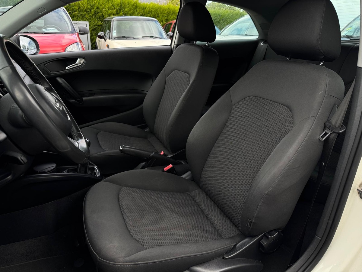 Audi A1 1.6 TDI 90 Ambiente BVM