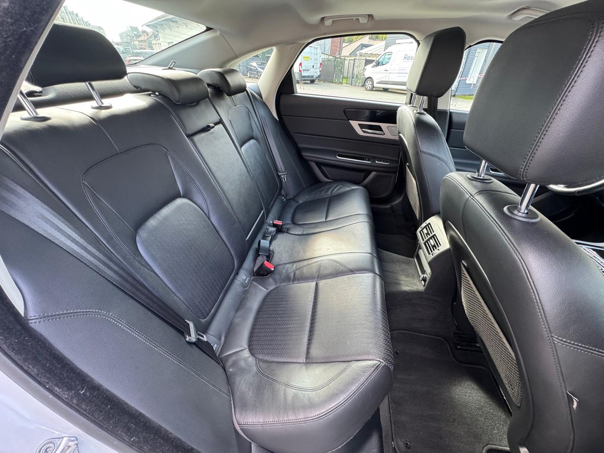 Jaguar XF 30d Prestige 3.0 V6 - Garantie