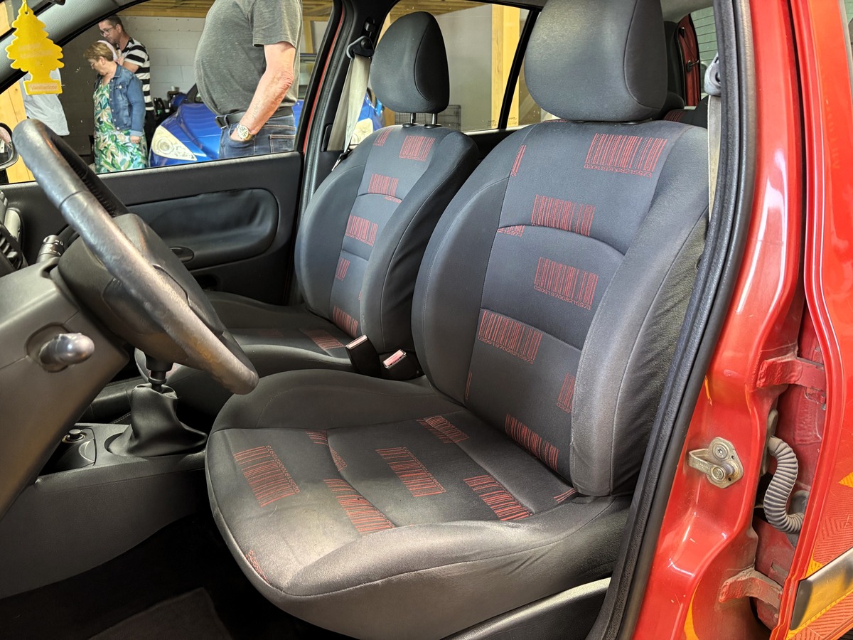 RENAULT Clio II II (2) 1.5 DCI 65 EXTREME 5P