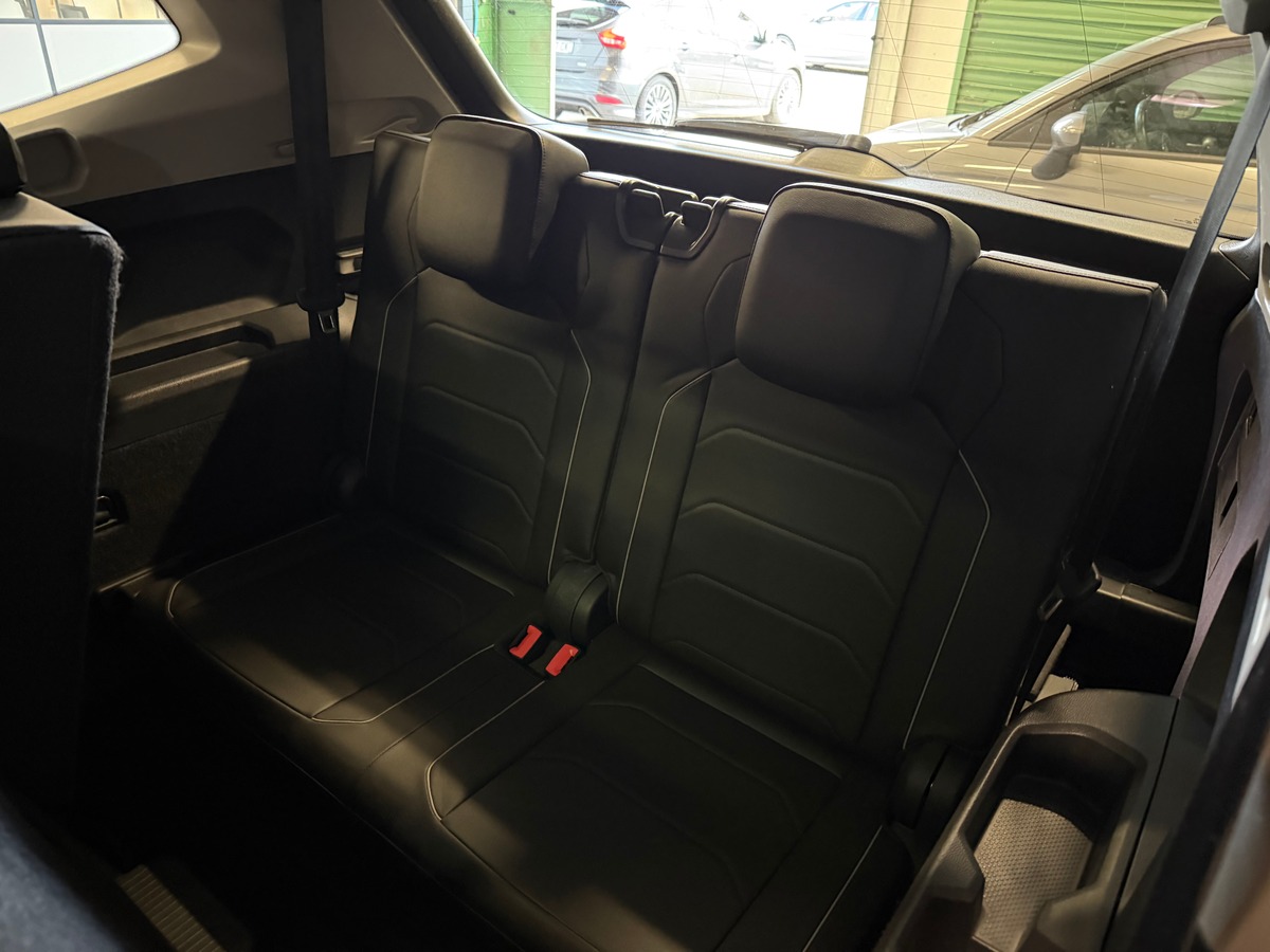 Volkswagen Tiguan ALLSPACE 2.0 tdi 4 MOTION CARAT FULL CockPit / Toit Panoramique Ouvrant