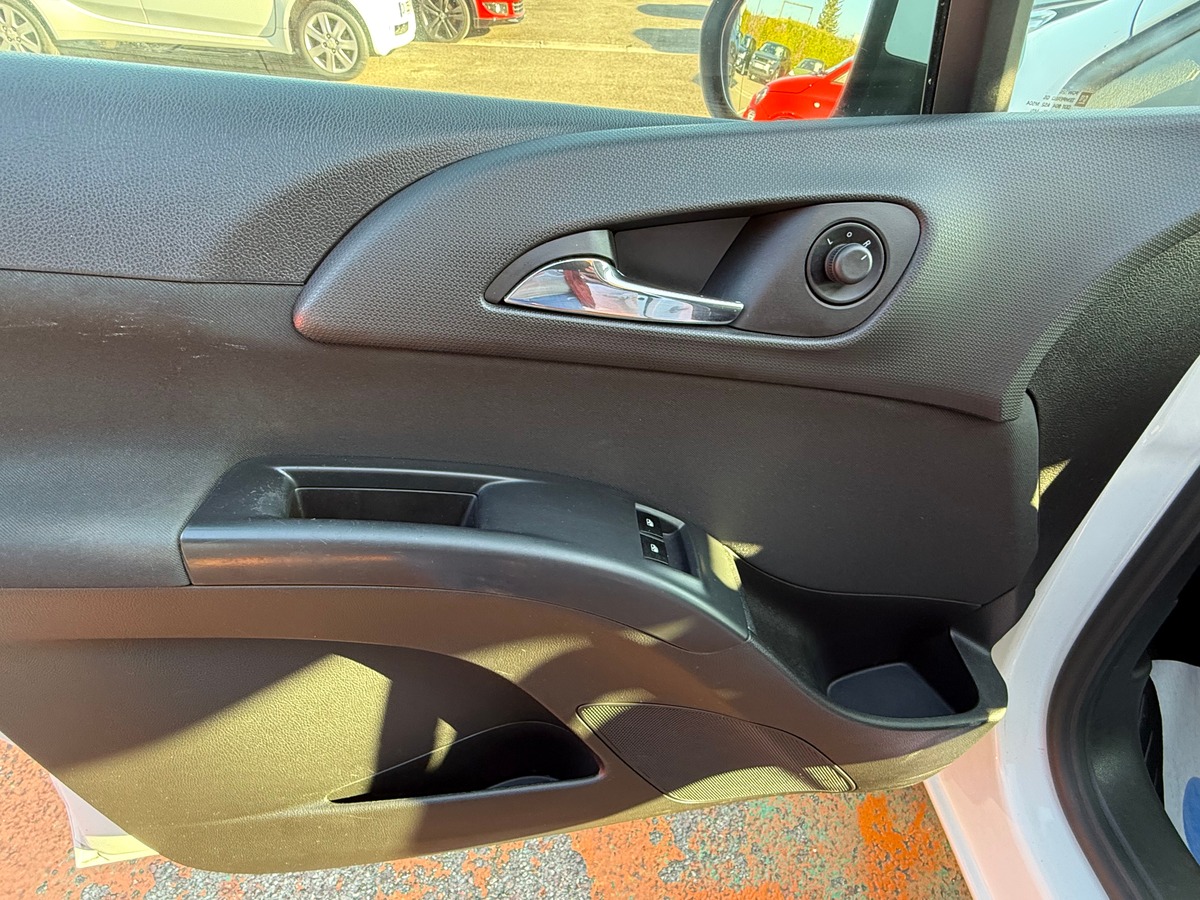 Opel Meriva B 1.4 TURBO 120 TWINPORT PACK COSMO