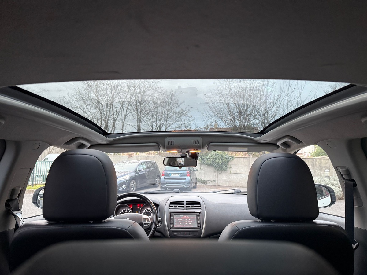 Mitsubishi ASX 1.8 D-ID 150 CV style cuir toit en 4X CBLeut