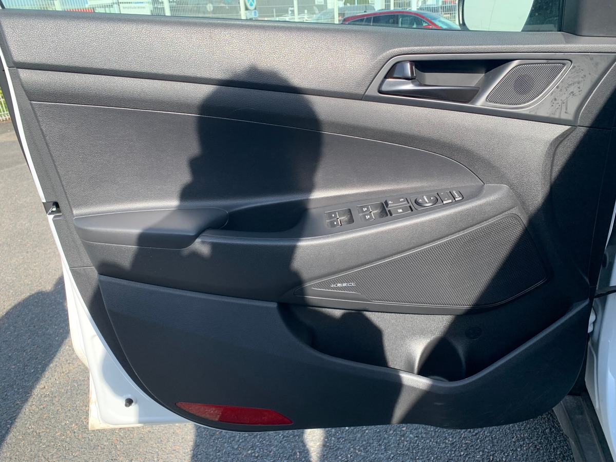 Hyundai Tucson 136 | 1.6 CRDI | Hybrid 48V | N-line Executive | Toit ouvrant panoramique | Attelage