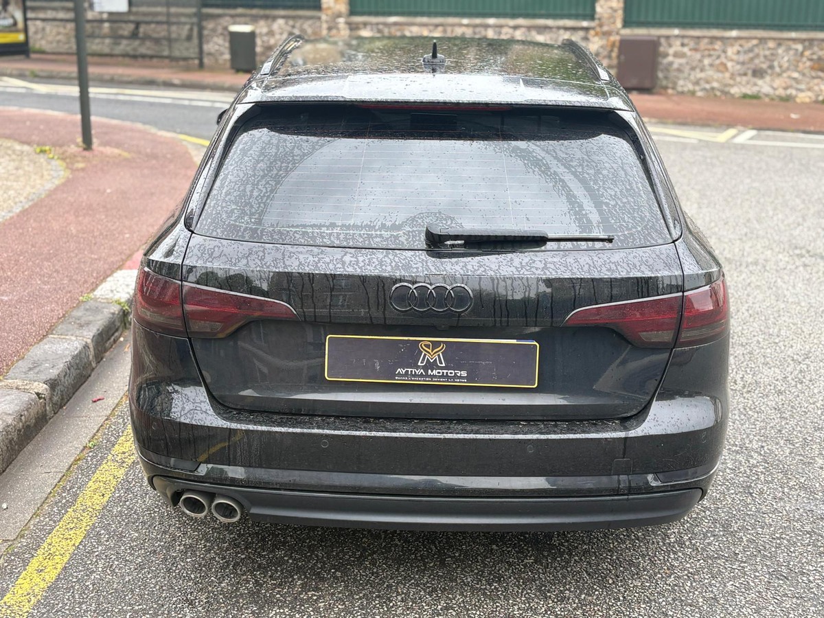 Audi A4 Quattro - 2.0 TDI - Design Luxe