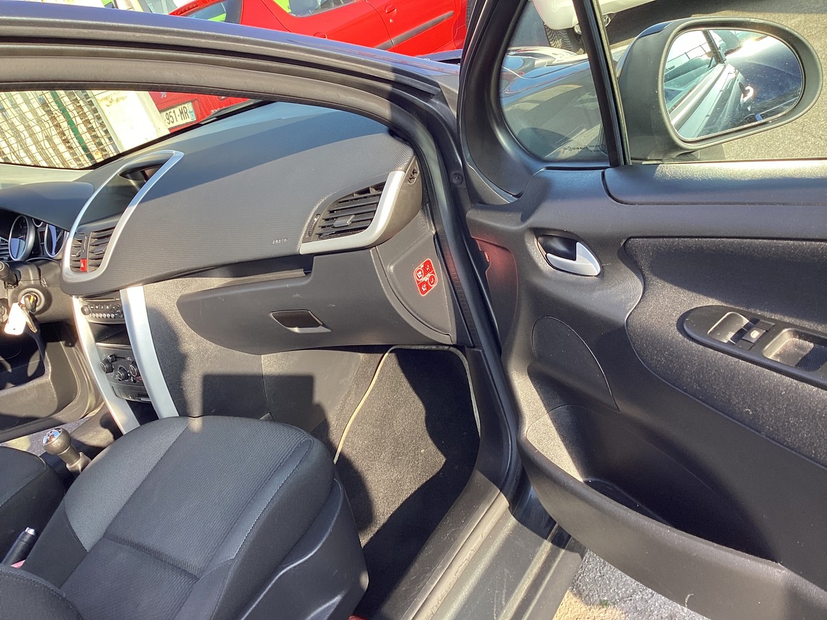 Peugeot 207+ Plux