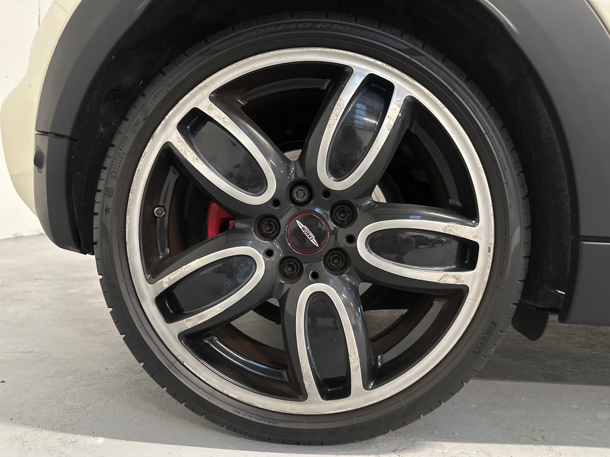 Mini Cooper III (F56) 2.0 231cv JCW BVA6 Harman Kardon / Toit Ouvrant / Echappement Sport