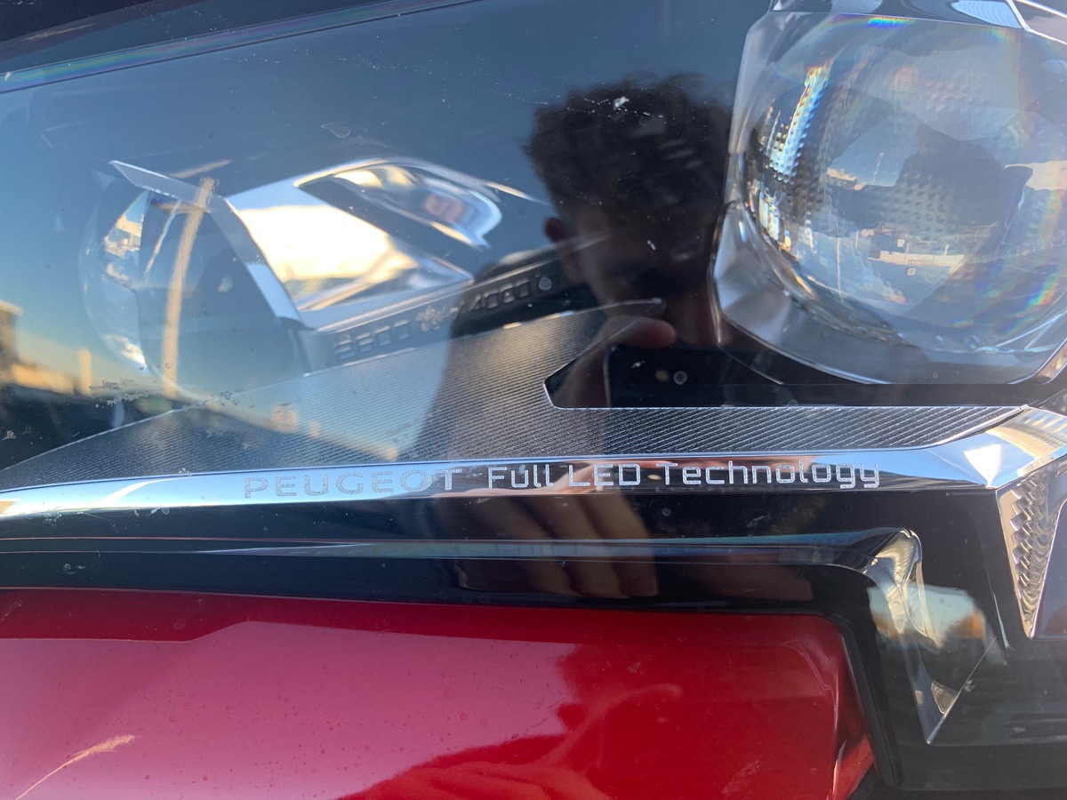 Peugeot 3008 130 ch | GT | Pack Alcantara | Pack City 2 | Hayon Motorisé avec accès Mains Libres