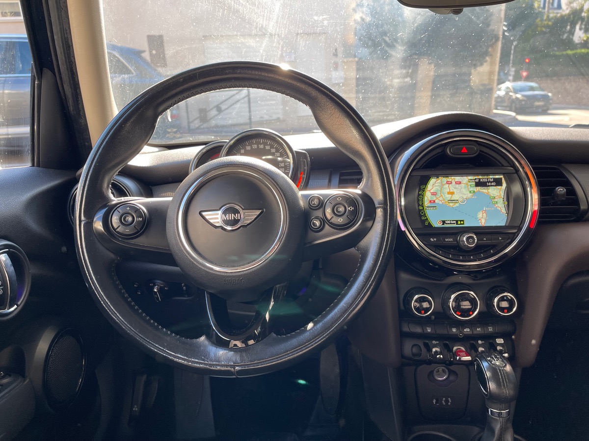 Mini Mini Cooper 1.5 i 136 CV / Phase 2 /5 Portes / GPS / Boite Auto / Feux Anglais /