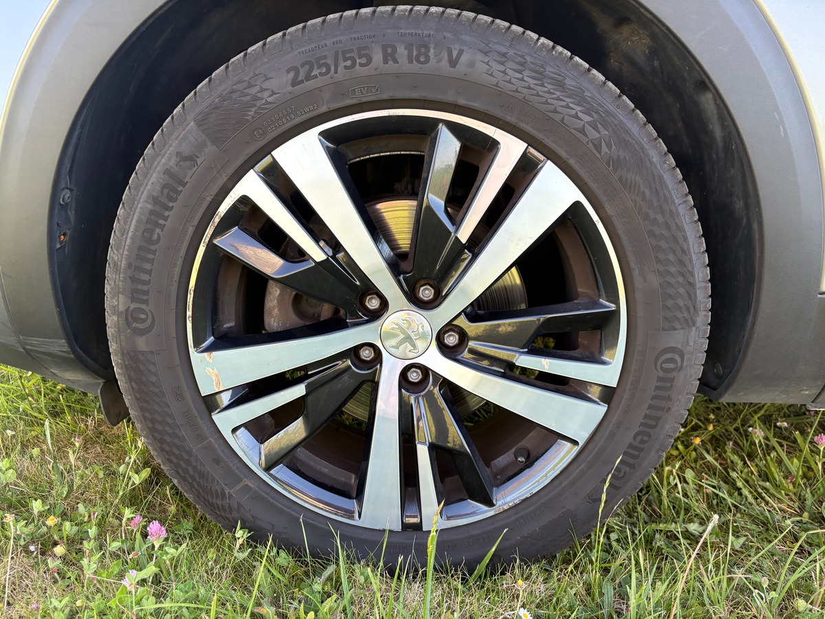 Peugeot 3008 1.5 bhdi - 130CV - ALLURE