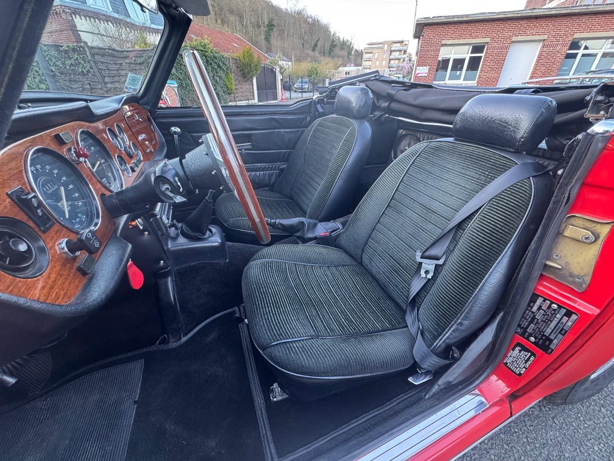 Triumph TR 6 Overdrive cabriolet 1976 - conduite à gauche