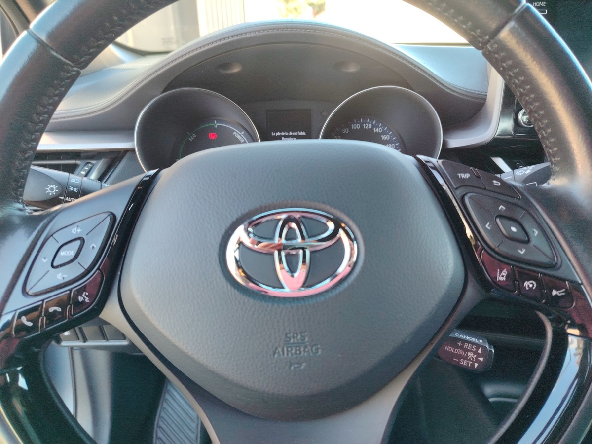 Toyota TOYOTA C HR 1.8 122 h design