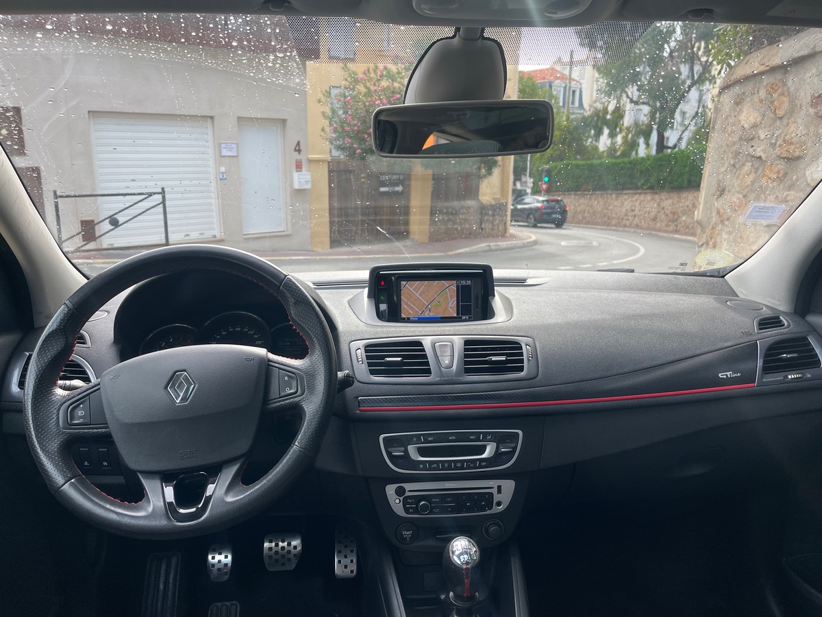 RENAULT Megane 1.6 DCI 130 CV / GT LINE / Toit Panoramique / Moteur à Chaine /