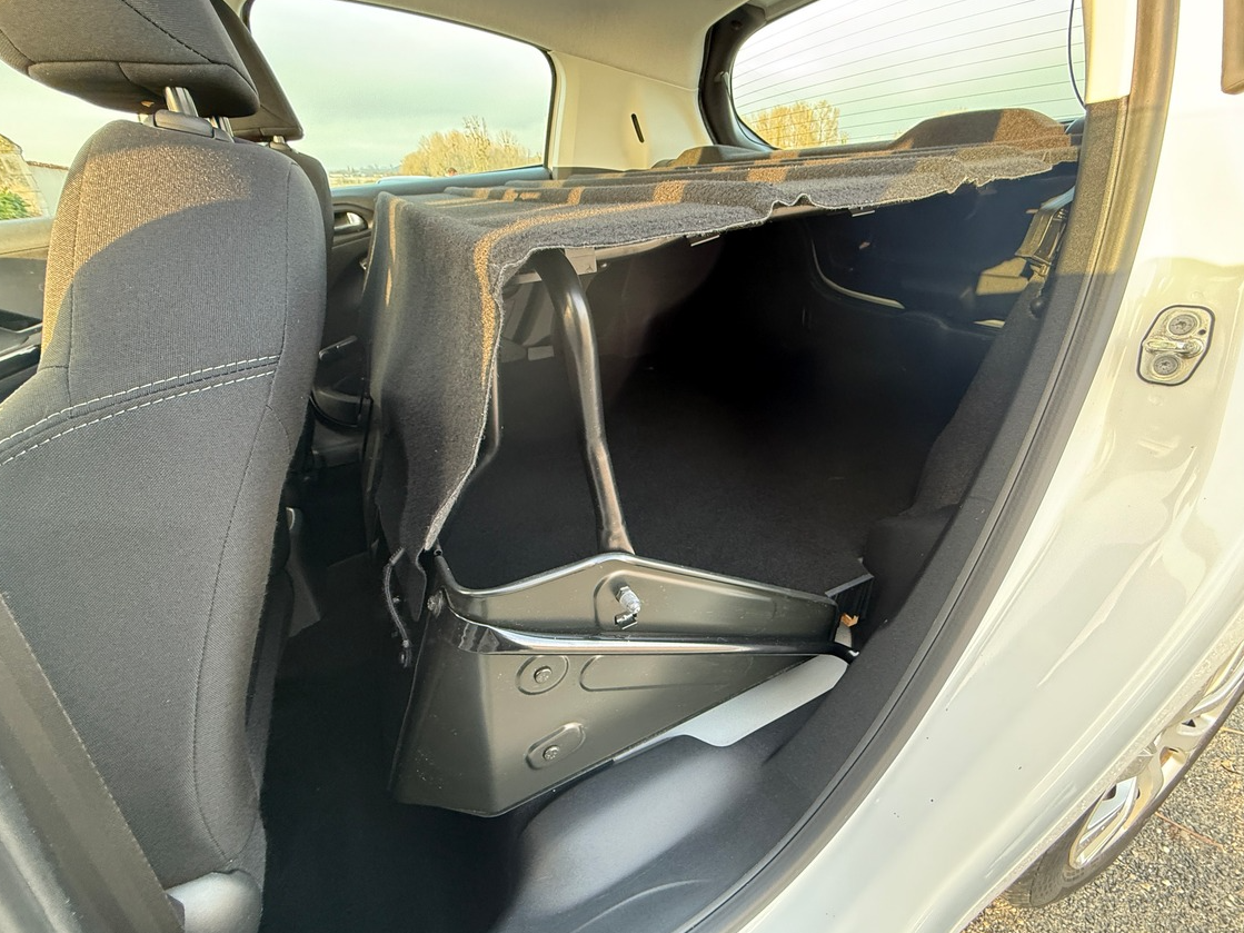 Peugeot 208 AFFAIRE 1.6 BLUEHDI 100 PACK CLIM NAV - TVA RÉCUPÉRABLE