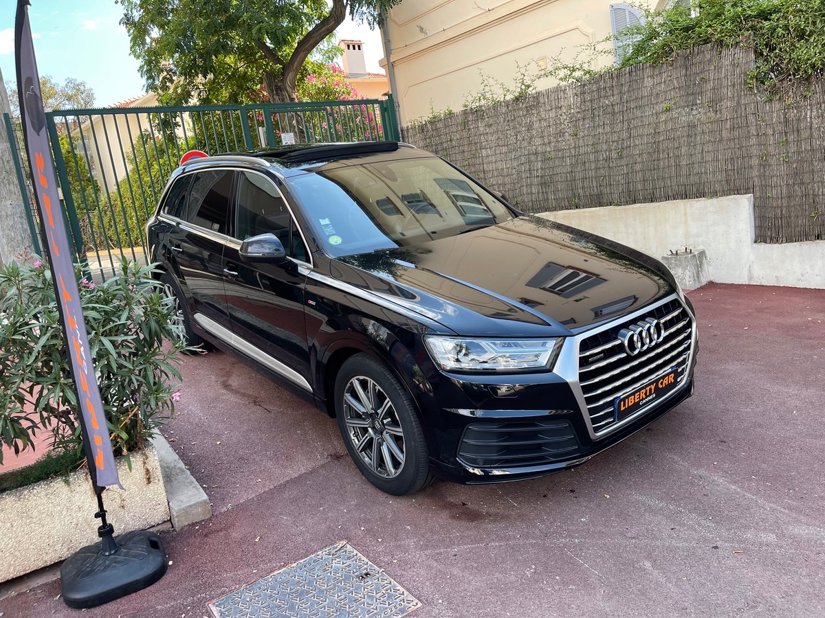 Audi Q7 3.0 V6 TDI 272 CV Quattro S LINE + / Toit ouvrant / 7 PLaces /Attelage /