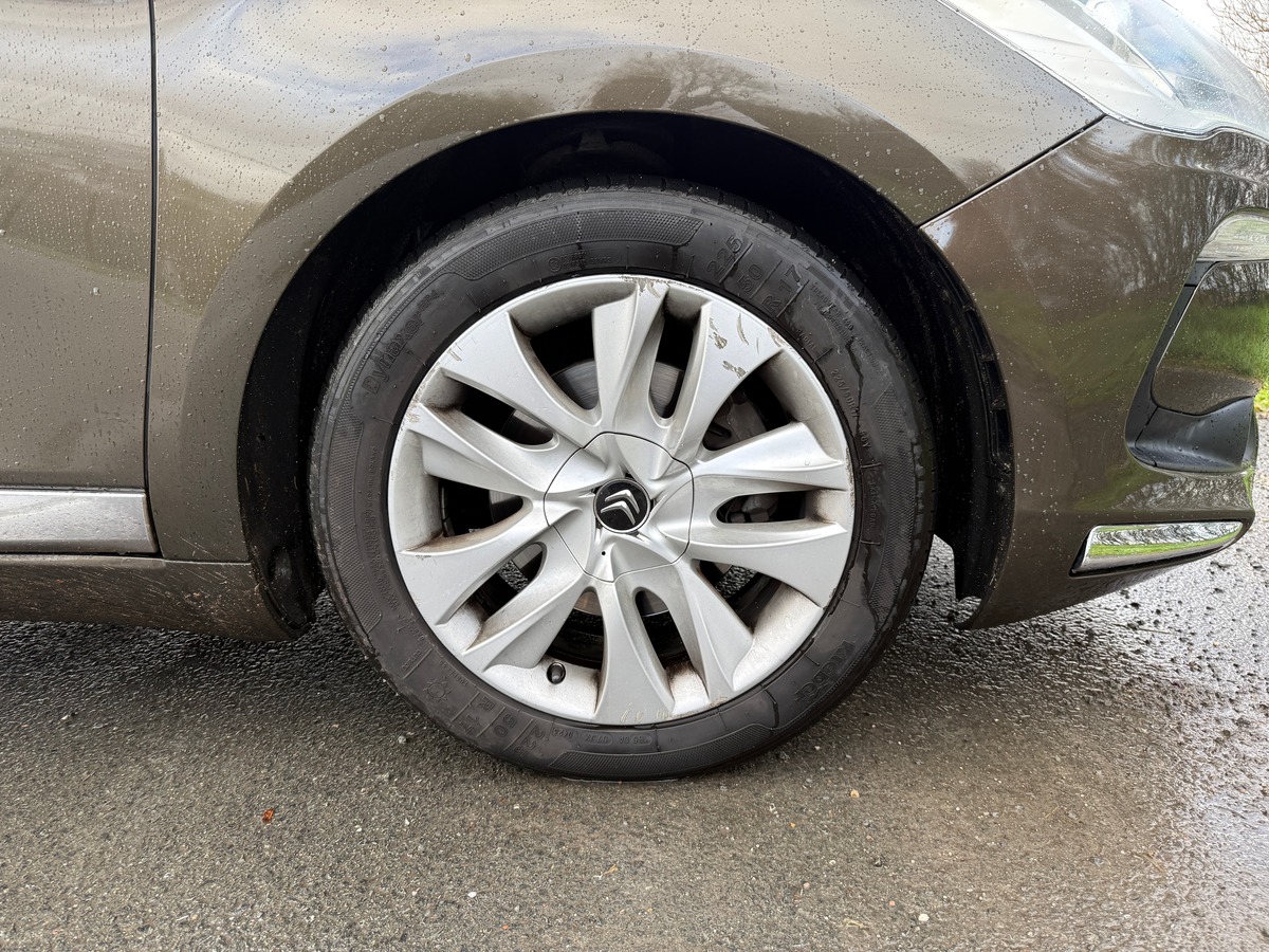 Citroën DS5 1.6 hdi 115 airdream BMP6 So Chic - Aucun frais à prévoir