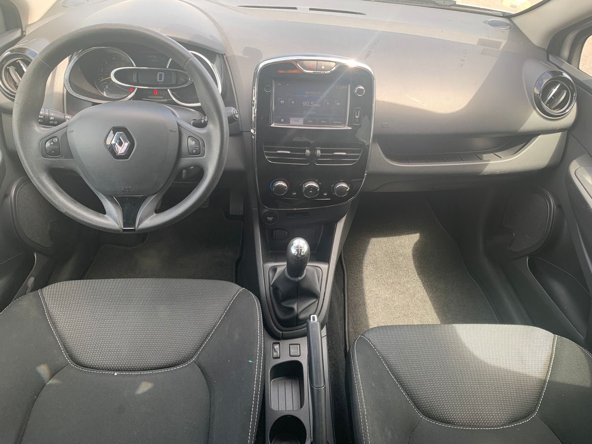 RENAULT Clio IV 75 ch | Air Medianav | 2 Places | Régulateur de vitesse | Climatisation | Bluetooth