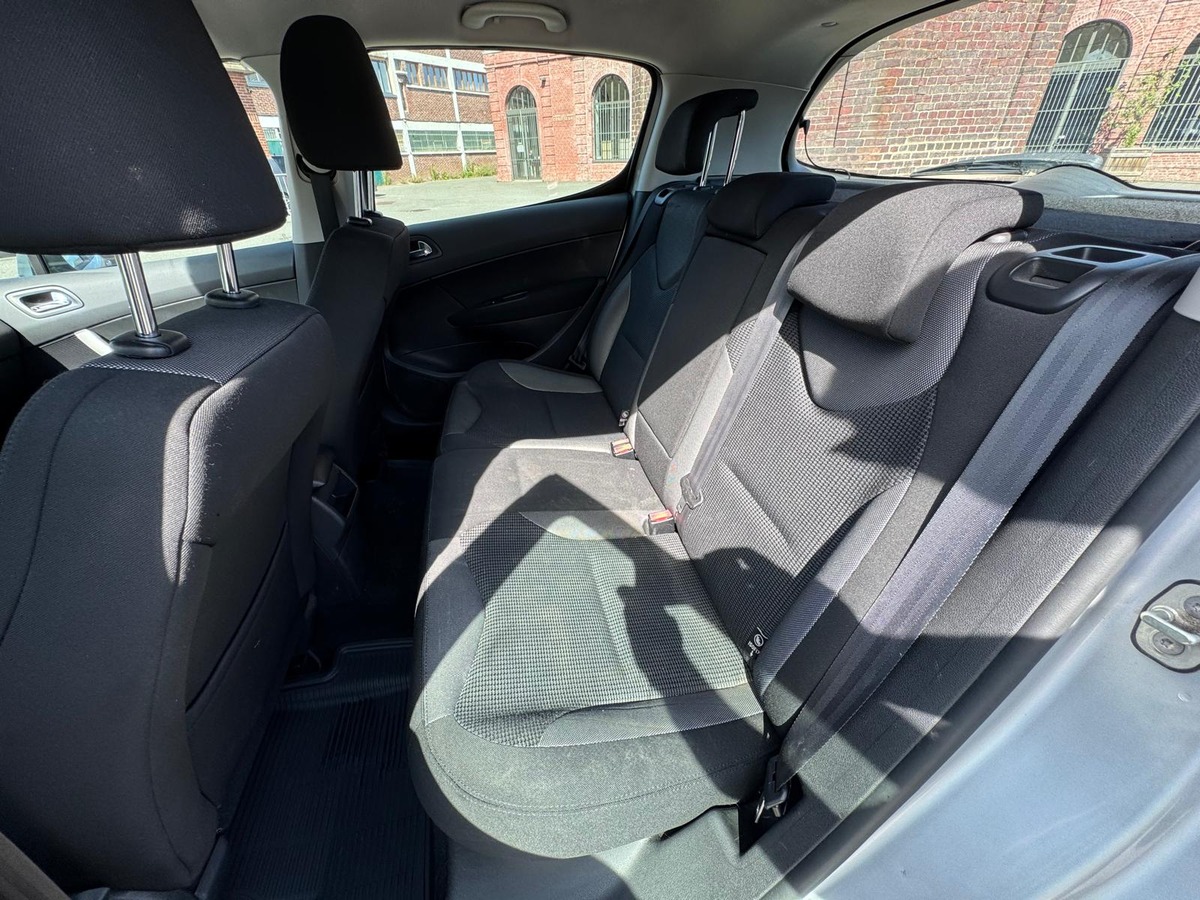 Peugeot 308 1.6 HDI 110cv - ACTIVE - Boite automatique - Garantie