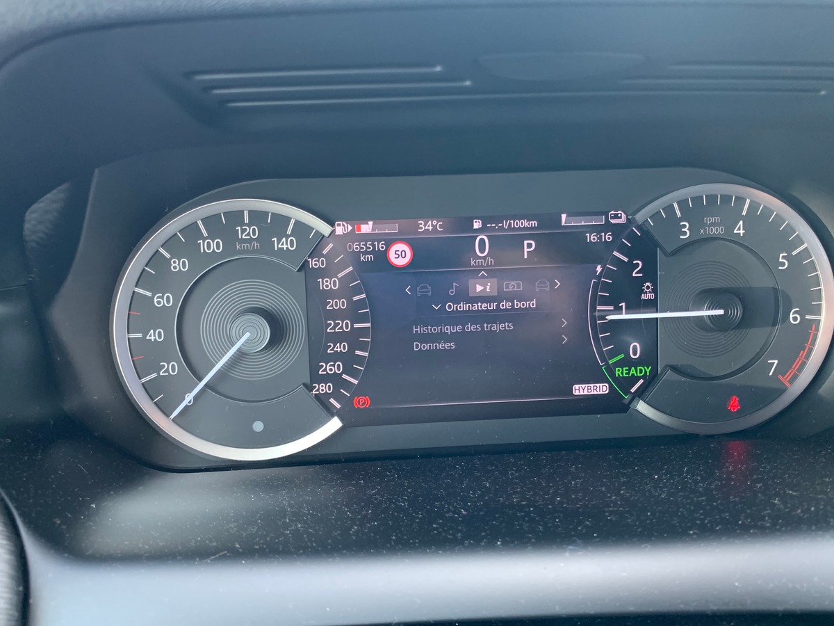 Land-Rover Discovery Sport L550 | P300e | PHEV | Toit panoramique | Caméra recul | Apple car play