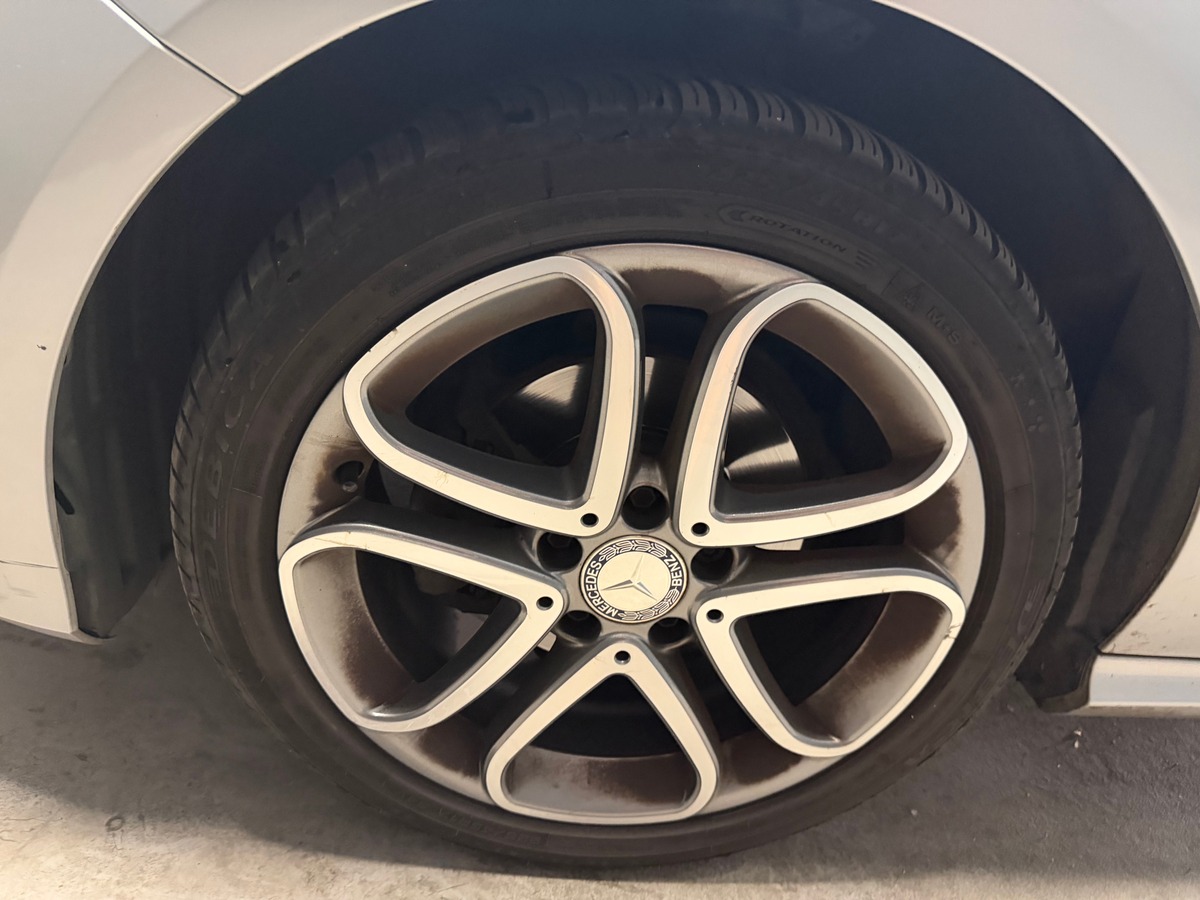 Mercedes Benz Classe A 180 cdi Sensation / Toit Panoramique Ouvrant