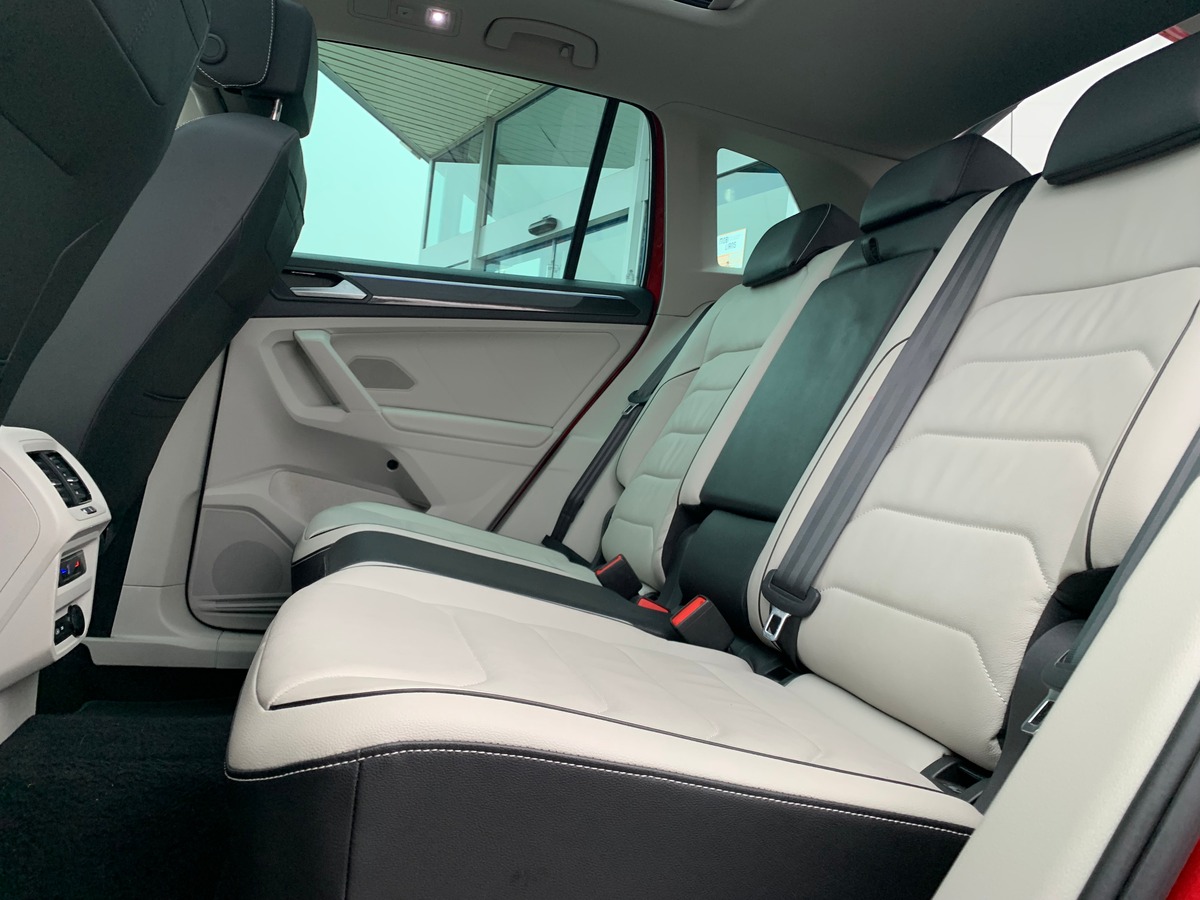 Volkswagen Tiguan 150 | ELEGANCE EXCLUSIVE | Toit ouvrant panoramique | Cuir | Caméra avant arriére