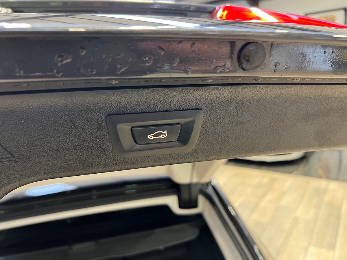 Bmw Série 5 (G31) TOURING xDrive 530D 265 BVA8 LUXURY /Toit pano / Attelage Électrique/