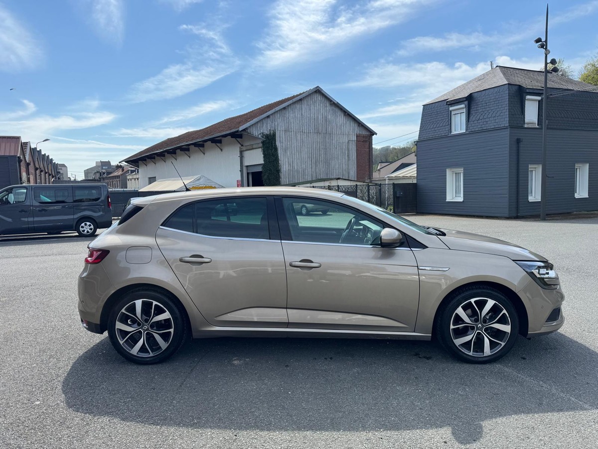 RENAULT Megane IV 1.2 TCe 130 cv iNTENS