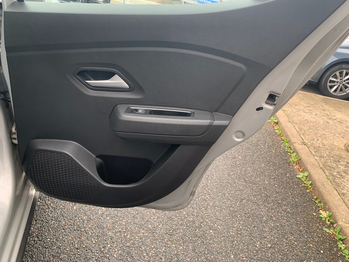 Dacia Sandero Stepway 90 ch | Extreme | Caméra | Régulateur | Intégration smartphone | Roue secours