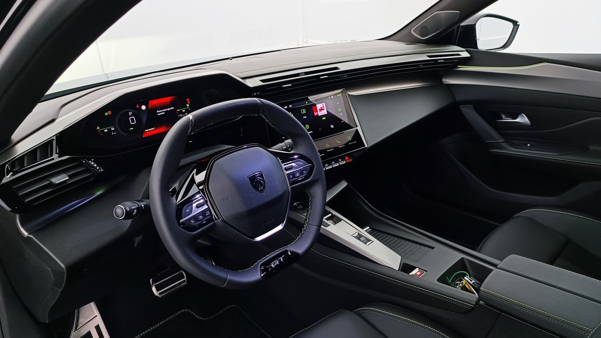 Peugeot 308 130 ch | GT Exclusive | PLUSIEURS COLORIS DISPONIBLE | Caméra recul | Apple car Play