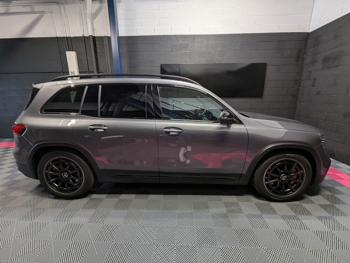 Mercedes Benz GLB AMG 35 4MATIC