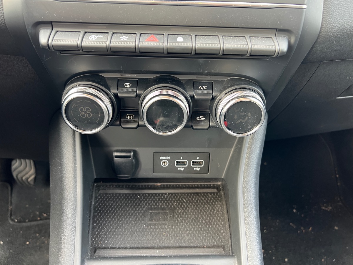 RENAULT Captur INTENS  90cv Tce, SUIVI COMPLET, CAMERA DE RECUL, GPS, CARPLAY