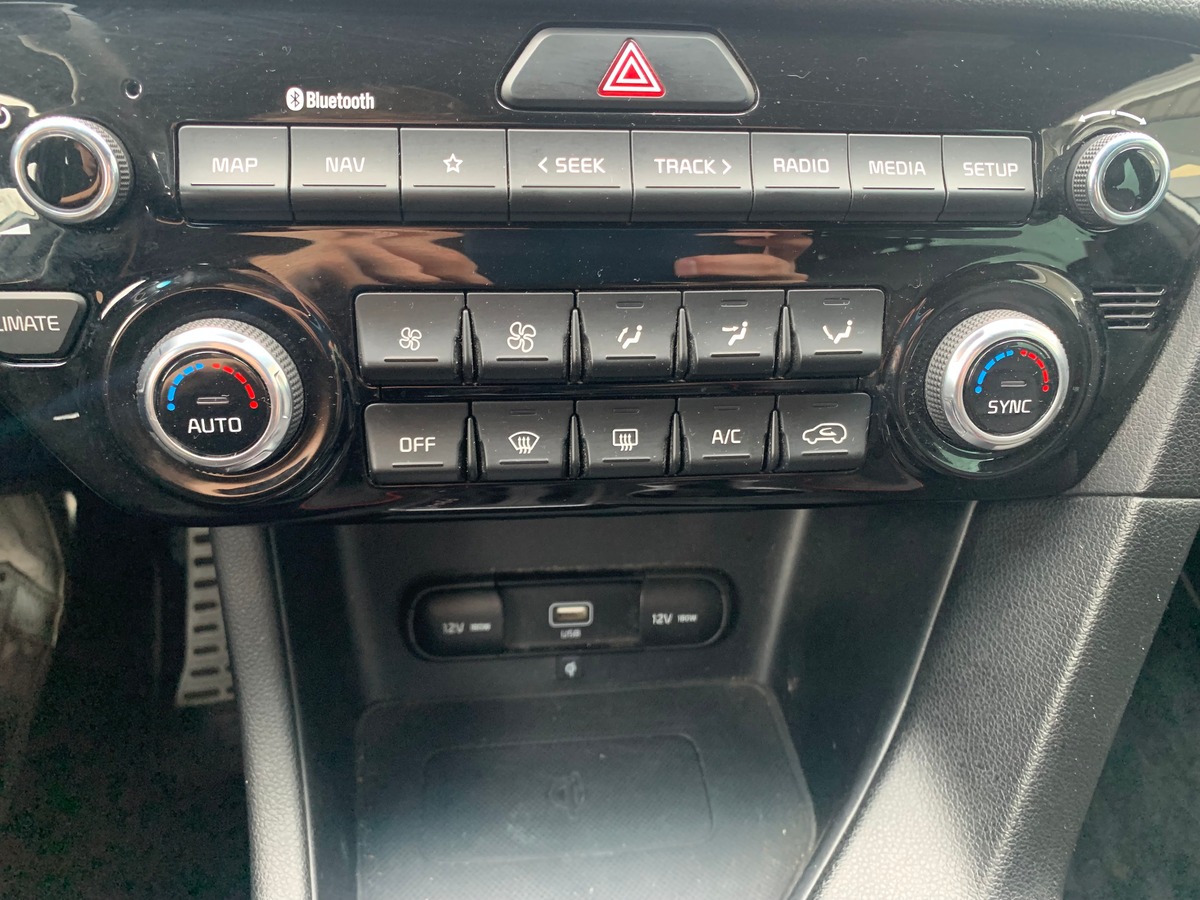 Kia Sportage 136 chevaux | GT LINE | Caméra de recul | Apple car play | Régulateur de vitesse | GPS