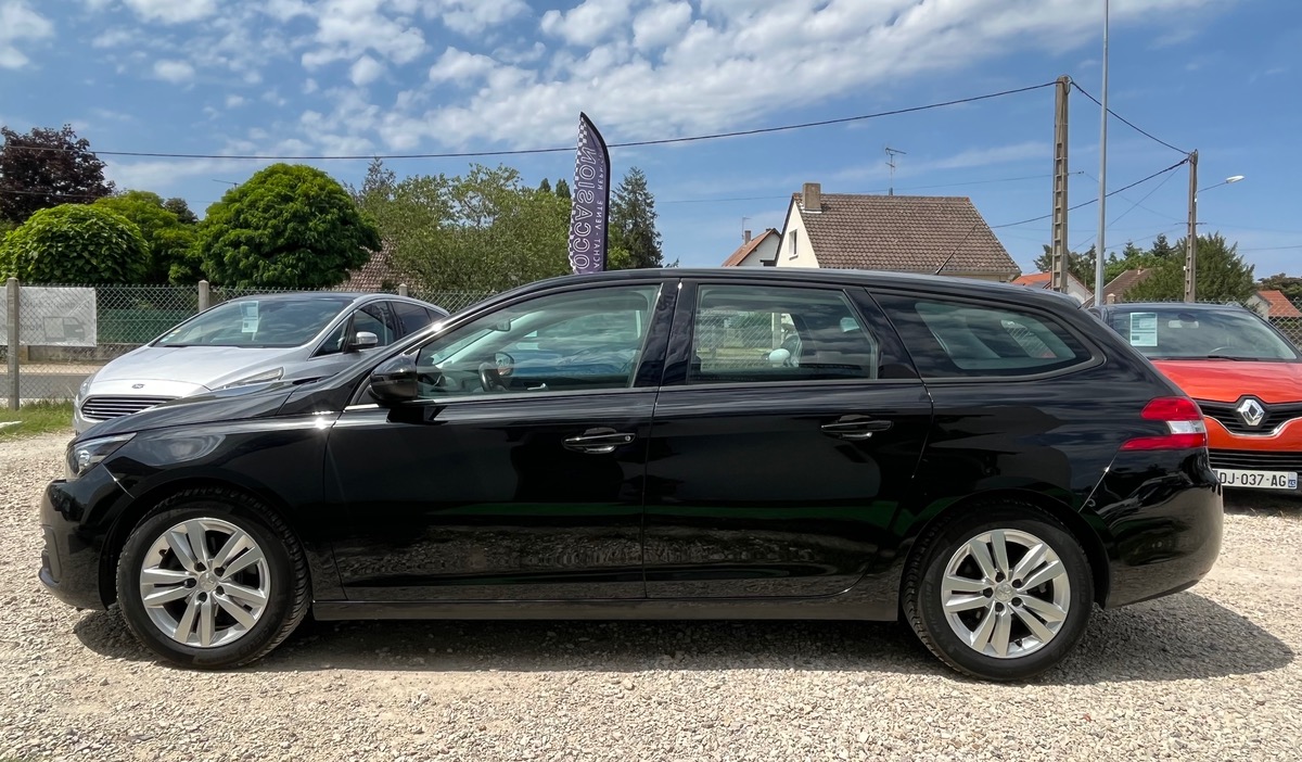 Peugeot 308 SW 1.5 BLUEHDI 100 CH / VIRTUAL COCKPIT / PRIX TTC / TVA  INCLUSE / CT OK 