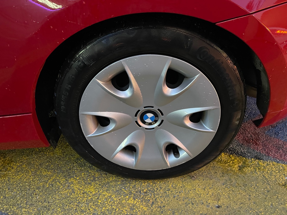 Bmw Série 1 116 i 122 CV / KM réel / Toit Ouvrant / Clim / sièges Chauffants / Radar