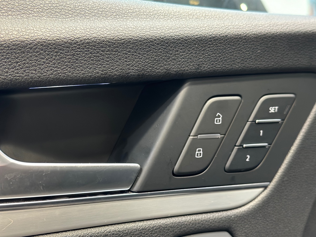 Audi Q5 55 TFSIe 367cv S-Line Quattro S-Tronic / BANG OLUFSEN / MATRIX / TOIT OUVRANT / 1ère Main FR