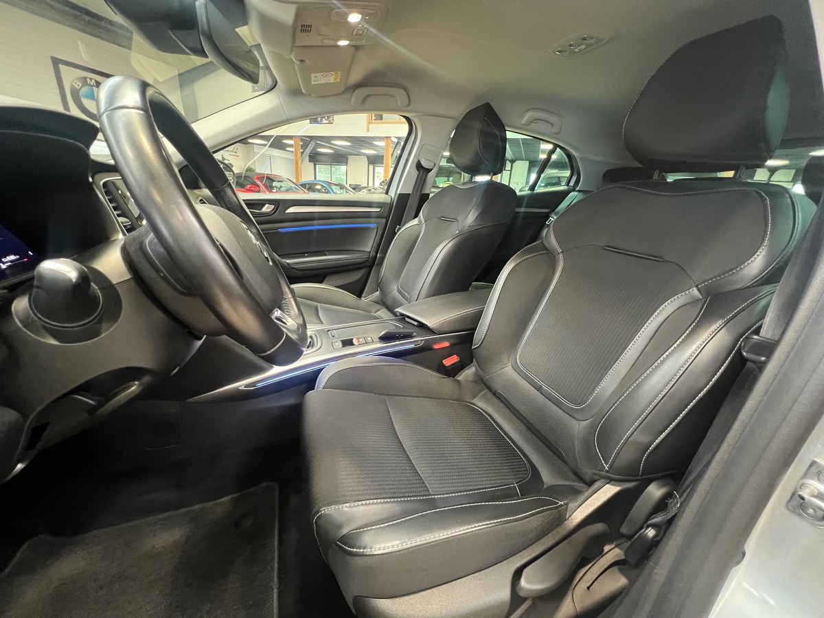RENAULT Megane IV 1.5 BLUE DCI 115 INTENS /BOSE/HUD/