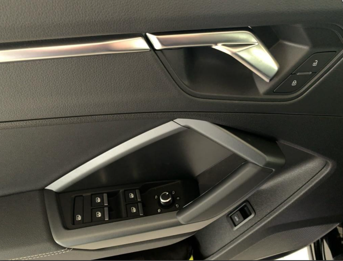 Audi Q3 35 TDI 150 CH S TRONIC 7 S LINE