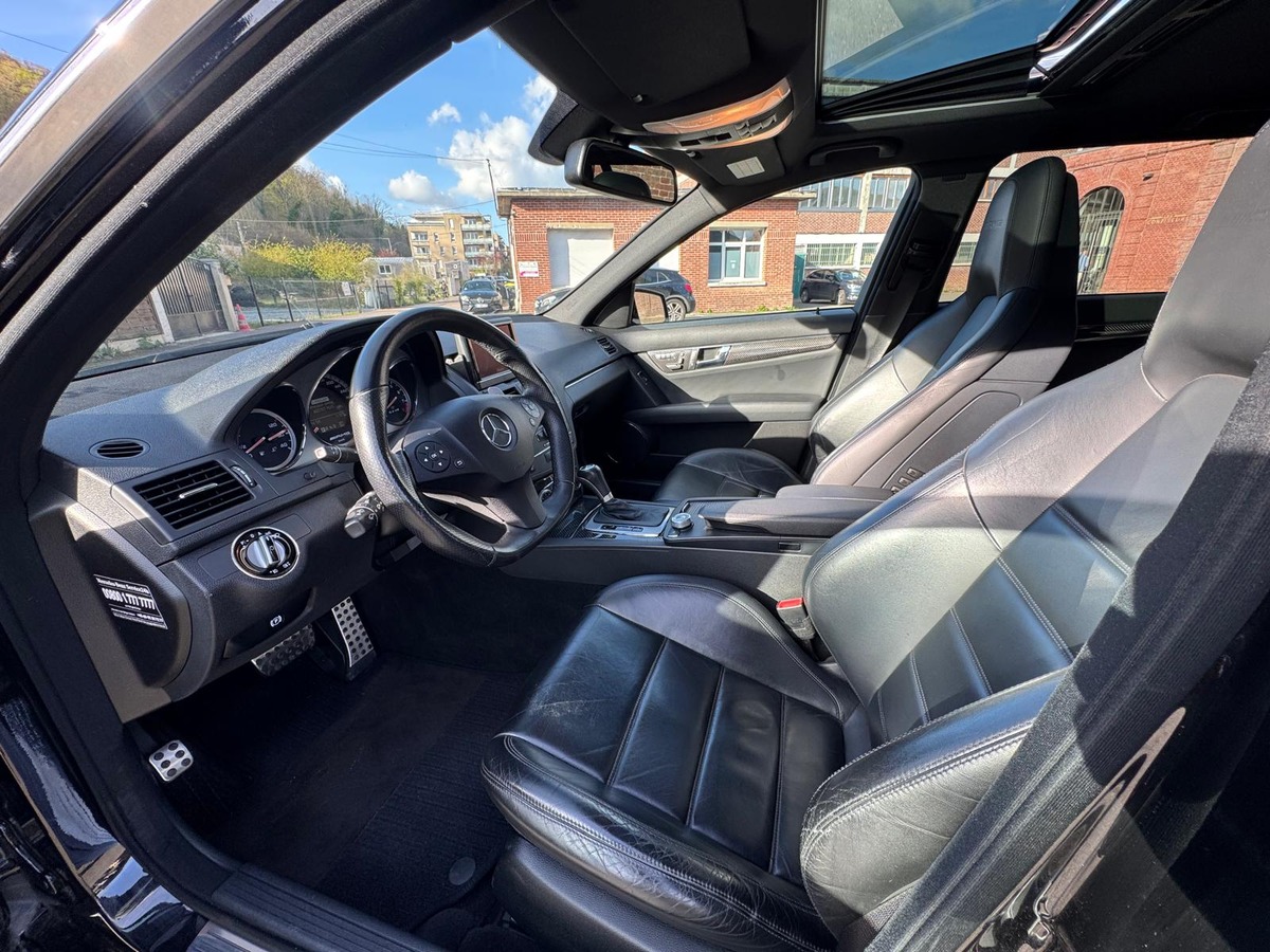 Mercedes-Benz Classe C 63 AMG 6.3 457cv Avantgarde BVA7- Suivi complet