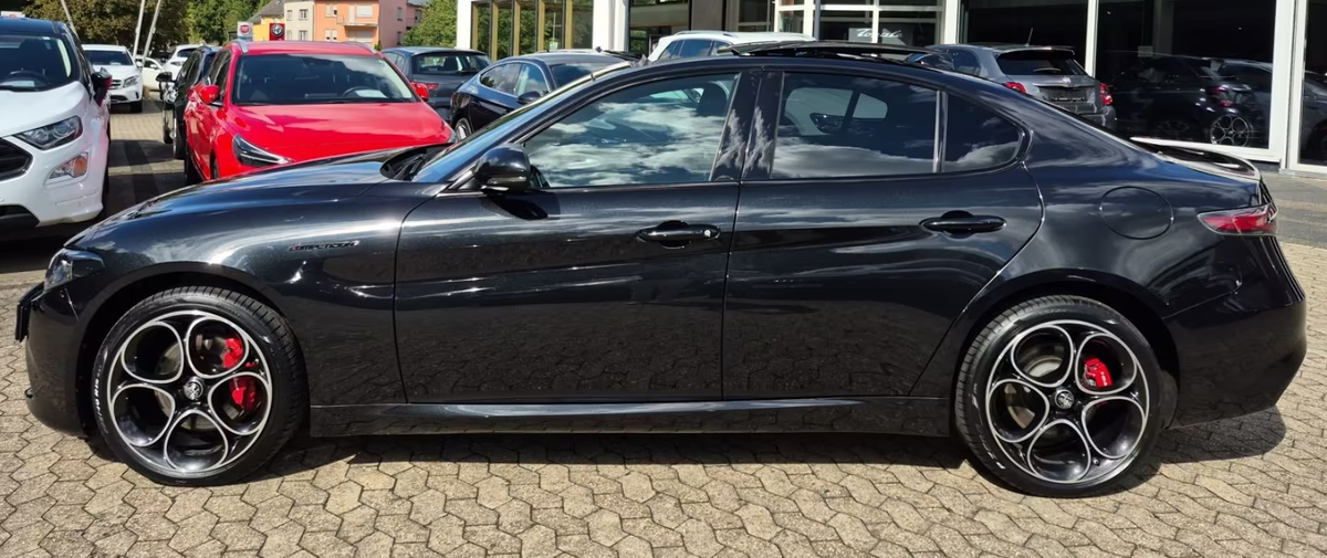 Alfa Romeo Giulia 2.0T 280ch Competizione Q4 AT8/Toit ouvrant/Harman-Kardon/Garantie 06/2028