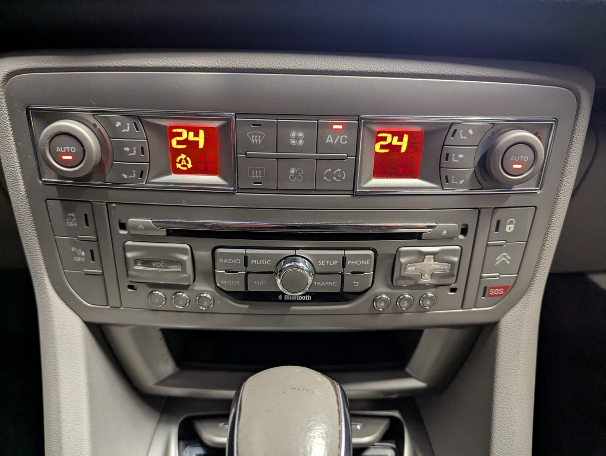 Citroën C5 2.2 HDi 200 FAP Exclusive+  DISTRI FAITE
