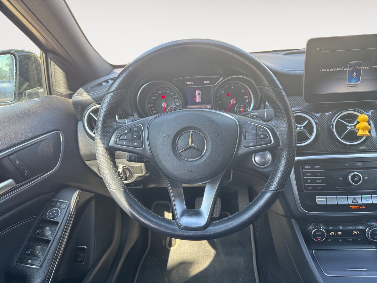 Mercedes Benz GLA 200 CDI STARLIGHT EDITION 7G-DCT