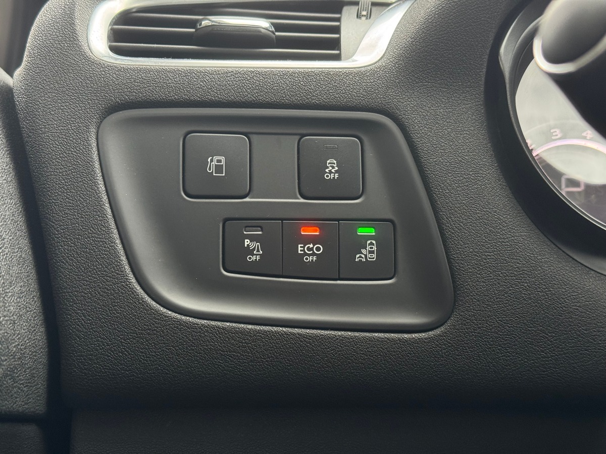 Citroën C4 II MILLENIUM 1.6 BlueHDi EAT6 120 cv