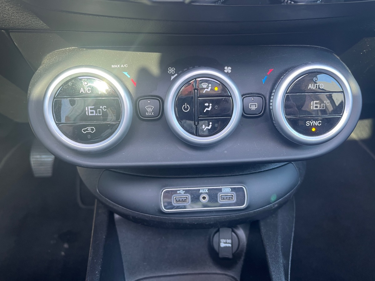 Fiat 500X 1.4 MULTIAIR 140ch S-DESIGN 4X2, Courroie de distribution OK, Toit ouvrant, GPS