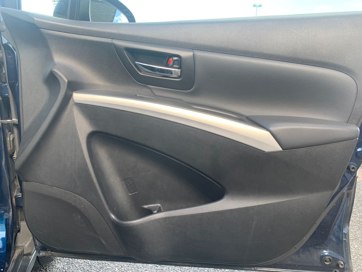 Suzuki SX4 S-Cross 140 | Style | Toit ouvrant panoramique | Régulateur vitesse adaptatif | Caméra