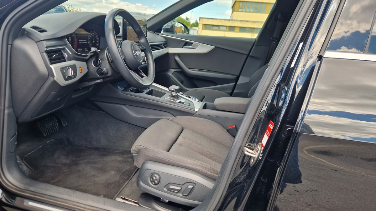 Audi A4 Allroad 40 TDI 204ch Avus quattro S tronic 7/Attelage/Caméra 360